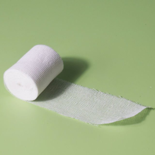 Elastic bandage roll, 6 m